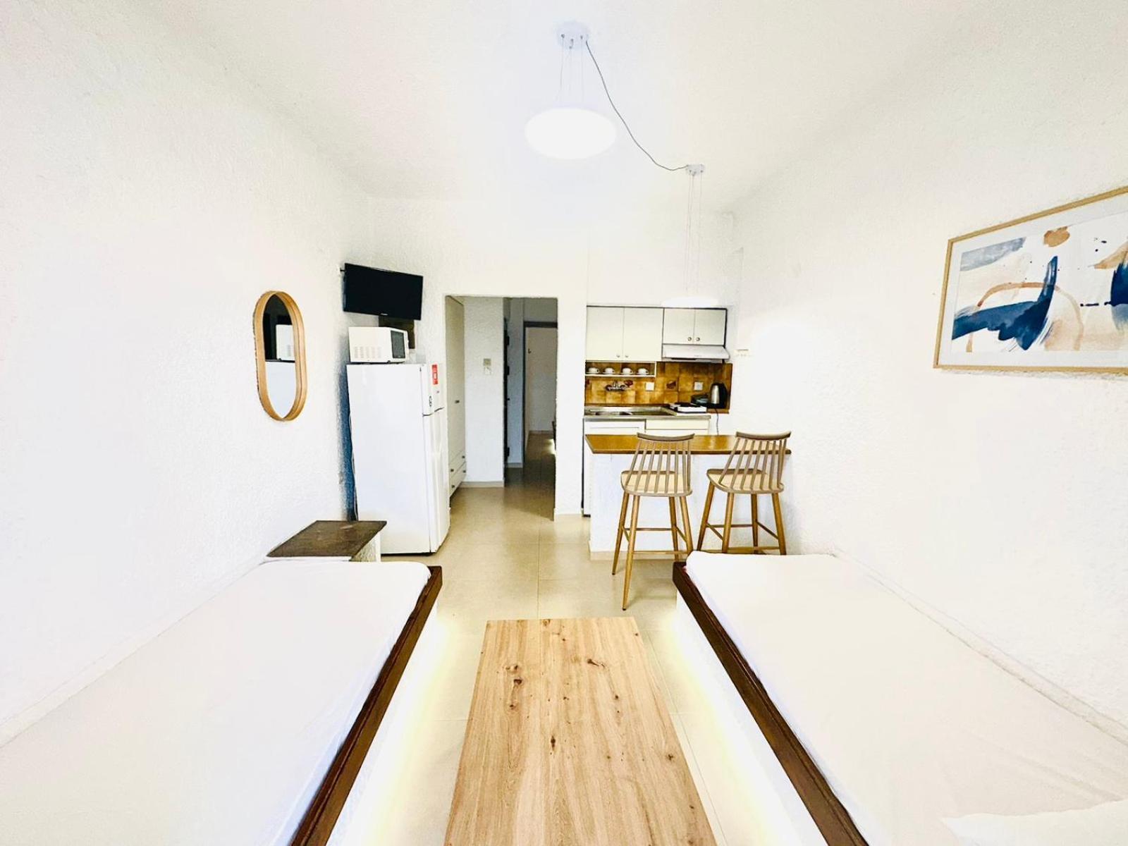 Argo Apartments 네아 포티데아 객실 사진